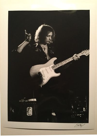Original photograph.