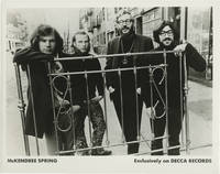 Six photographs of Folk Rock band McKendree Spring (Six original photographs from the archive of violinist Michael Dreyfuss) de [McKendree Spring] Michael Dreyfuss (artist); Ron Antonucci (photographer) - 1970