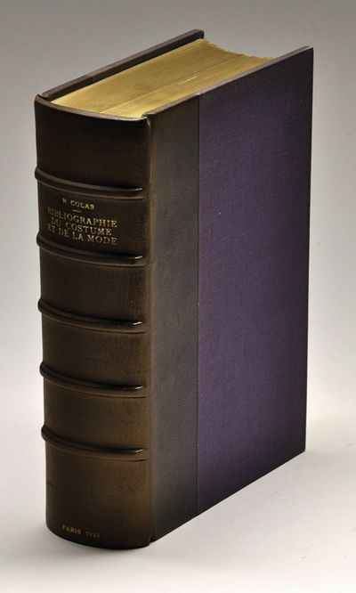 [THE MOST IMPORTANT BIBLIOGRAPHY OF COSTUME]. Bibliographie generale du Costume et de la Mode