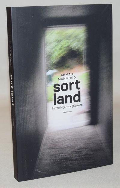 Sort land - fortællinger fra ghettoen.