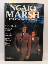 Five Complete Novels (Scales of Justice/ Death of a Fool/ Tied Up in Tinsel/ Grave Mistake/ Phot...