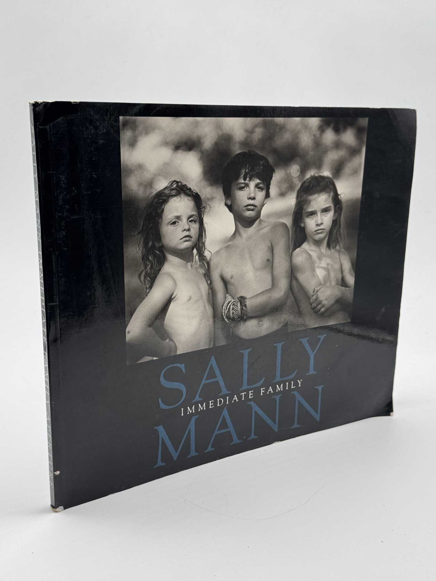 Immediate Family. by MANN, Sally | 1992 | New York: Aperture