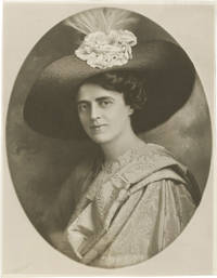 image of Original portrait photograph of Gertrude Elliott