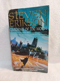 Gardens of the Moon Malazan Book of the Fallen : 1