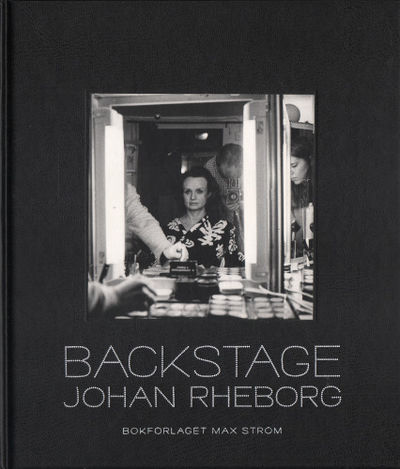 BACKSTAGE.
