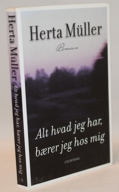 Alt hvad jeg har, bærer jeg hos mig.