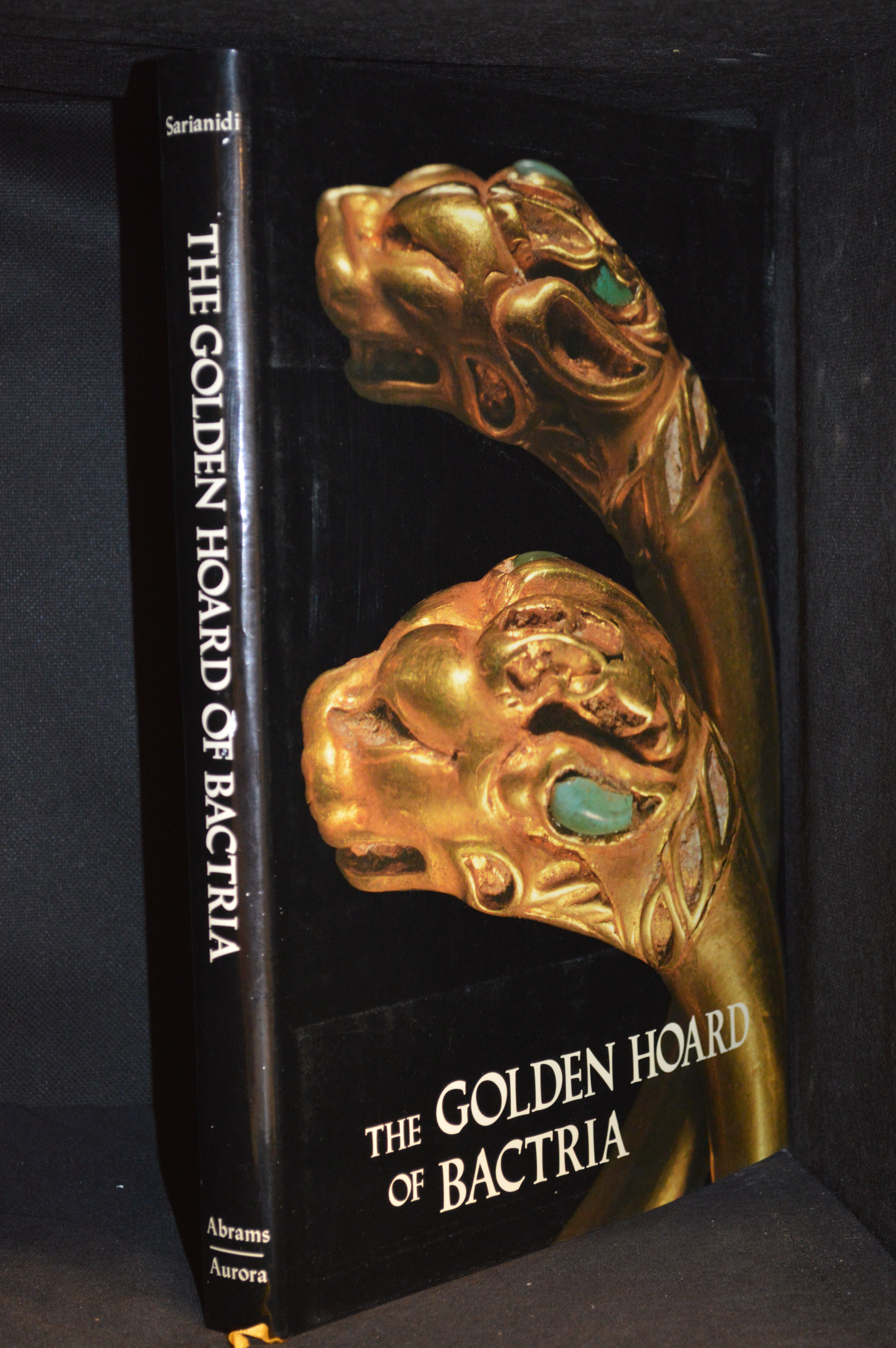 The Golden Hoard of Bactria; From the Tillya-Tepe Excavations in