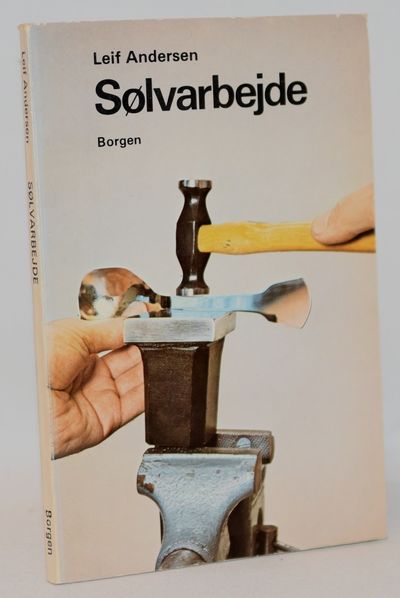 Sølvarbejde.