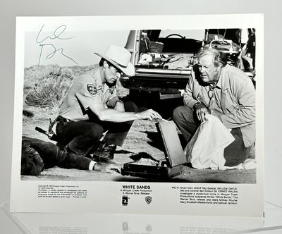 Original autograph on photograph.