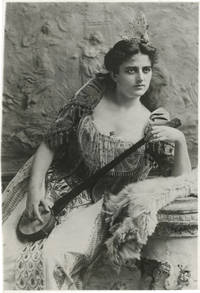 image of Original portrait photograph of Maxine Elliott, 1897, struck circa 1940