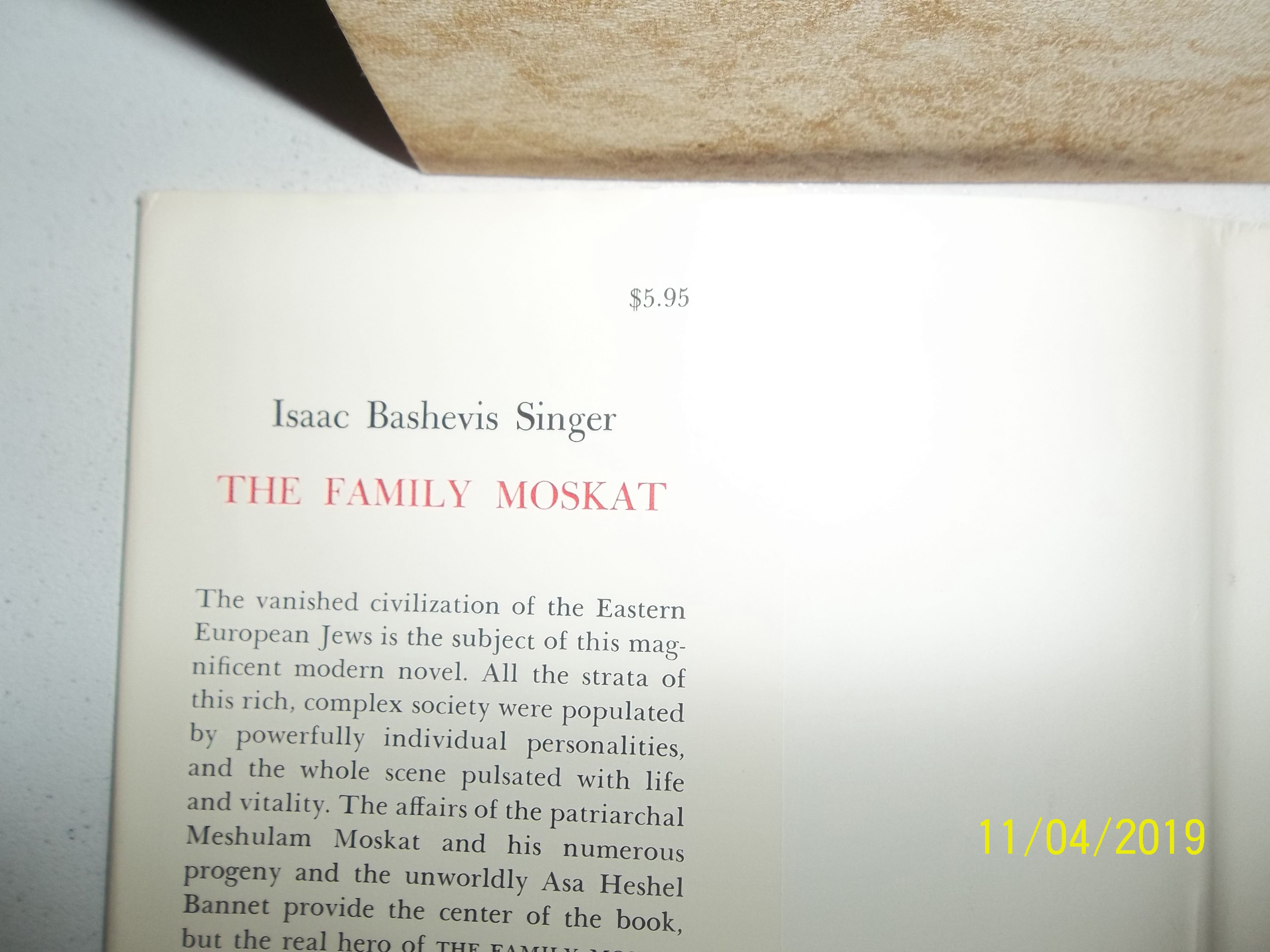 The Family Moskat by Isaac Bashevis Singer First Edition 1950