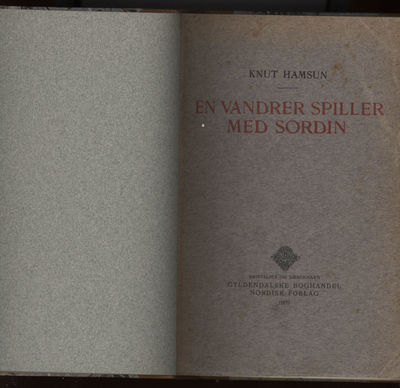 En vandrer spiller med sordin (photo 2)