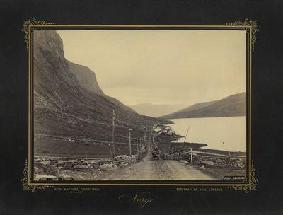 2301. Sogn, Nystuen. Fotografi af Axel Lindahl.…