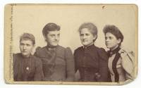 [Carte de visite photograph]: Four indentifed Women