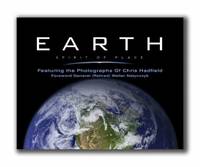cover of Earth, Spirit of Place : Featuring the Photographs of Chris Hadfield