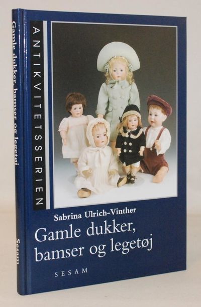 Gamle dukker, bamser og legetøj.