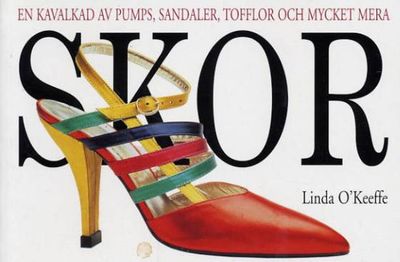 Skor. En kavalkad av pumps, sandaler, tofflor och…