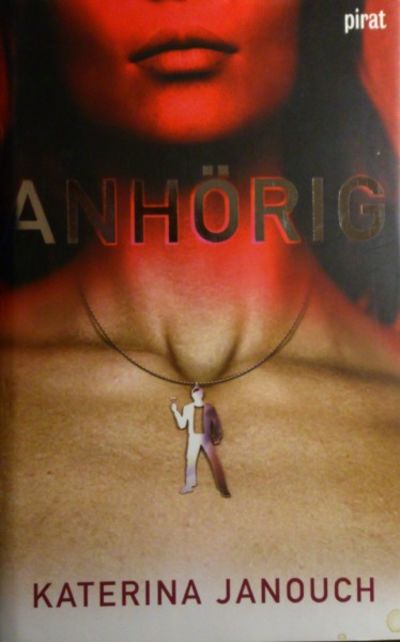 Anhörig.