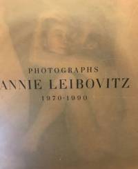 Annie Liebovitz Photographs, 1970-1990洋書 916IgH1JxaL._UF1000,1000_QL80_.jpg