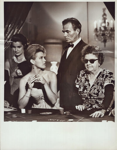 ALFRED HITCHCOCK HOUR, THE - "Captive Audience" (1962) TV photo ft. Angie Dickinson, James Mason