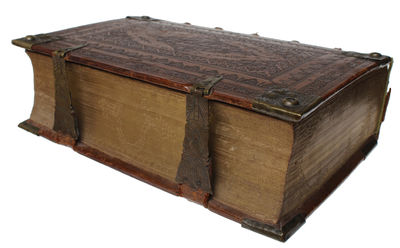 Biblia Det er Den gantske Hellige Scrifft paa Danske igien offuerseet oc Prentet effter vor allernaadigste Herris oc Kongis K. Christian den IV. Befaling. Mett Register/ alle D. Lutheri Fortaler ghans Udledning i Brædden oc Viti Theodori Summarier. Cu... - [THE MAGNIFICENT CHRISTIAN IV FOLIO BIBLE] (photo 3)