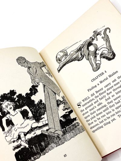THE GIANT HORSE OF OZ