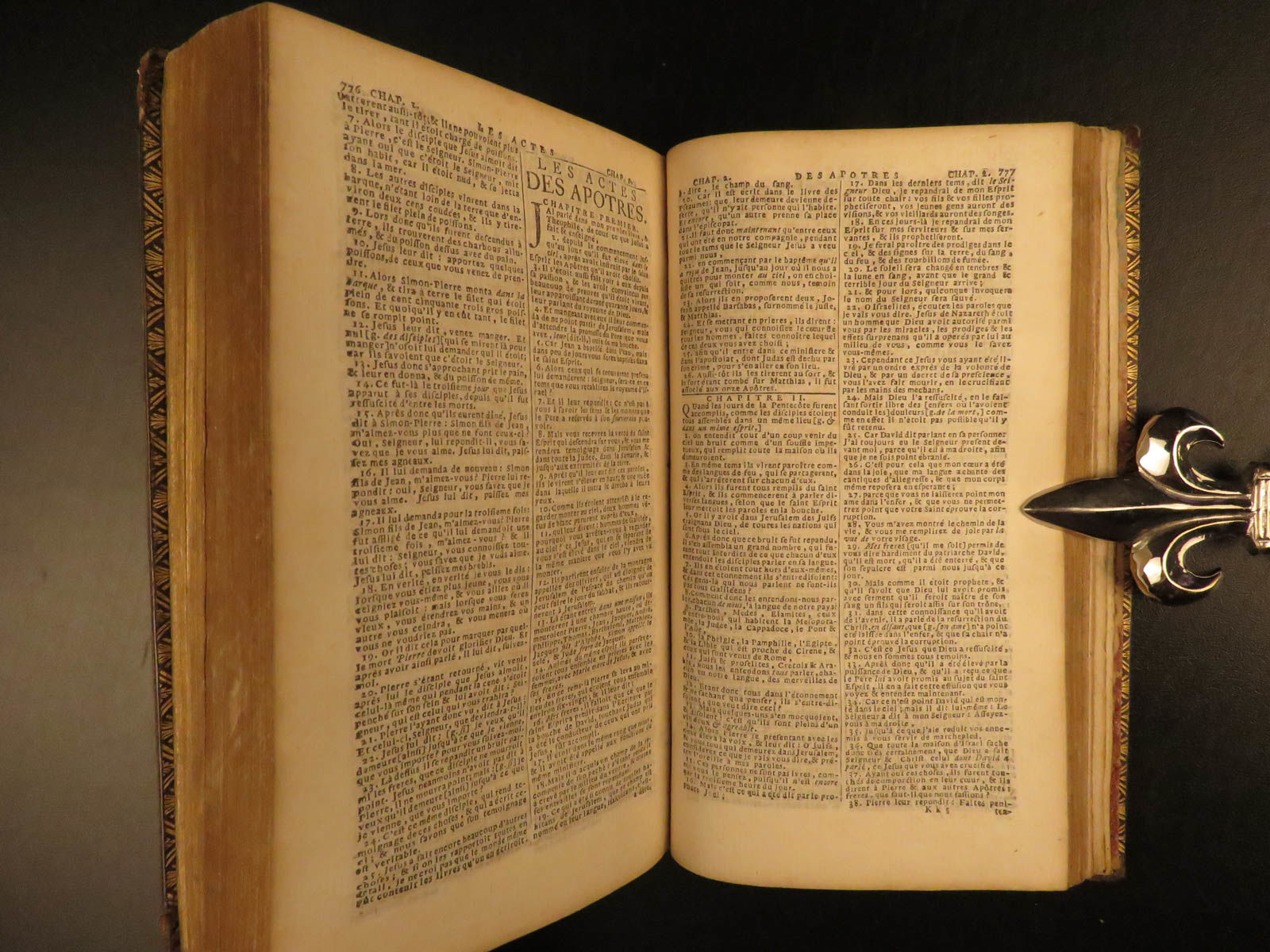 La Sainte Bible Traduite Sur Les Textes Originaux By Nicolas Transl Le Gros First 1739 From Schilb Antiquarian Rare Books Sku