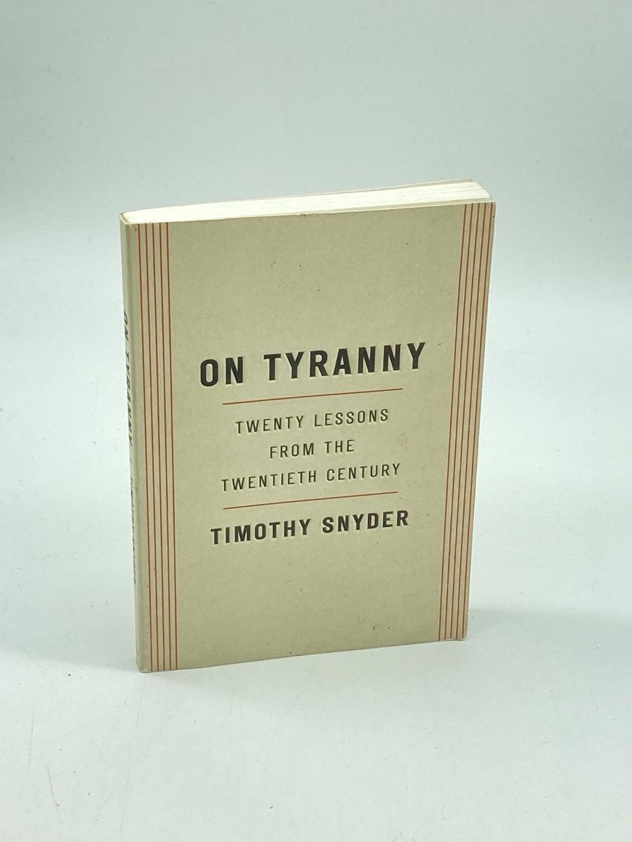 洋書 Tyranny and Usurpation Amazon.com: Tyranny and Usurpation: The New Prince and