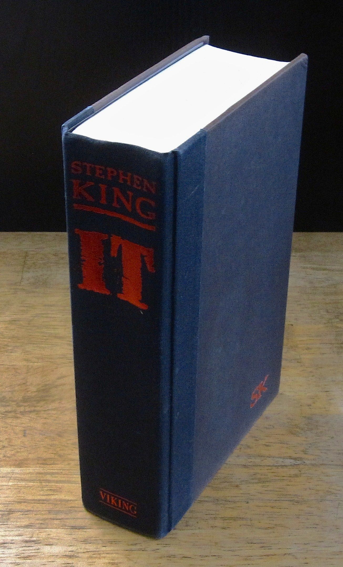 It: A Novel with Signed Draft of Stephen King by King