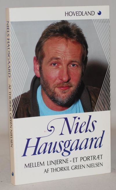 Niels Hausgaard - mellem linjerne.