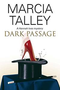 cover of Dark Passage: 12 (A Hannah Ives Mystery)