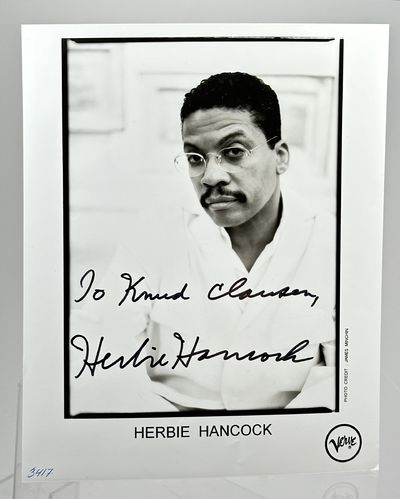 Original autograph on photograph.