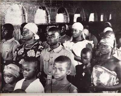 Congo. Photographs by André Cauvin. (photo 2)
