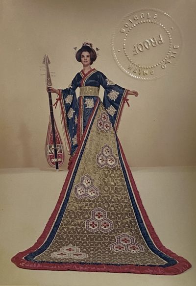 [SAN ANTONIO, TEXAS COSTUME AND HIGH SOCIETY]. Collection of 21 original color photographs of the Fiesta Parade "Queens and Princesses" in spectacular gowns and trains. TOGETHER WITH: The Order of the Alamo Presents The Court of Gardens (program)