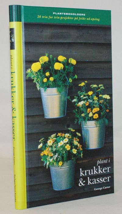 Plant i krukker og kasser.