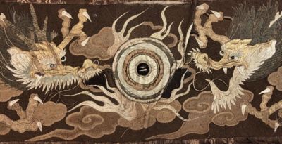 19th CENTURY JAPANESE SILK FABRIC TAPESTRY TWO DRAGONS