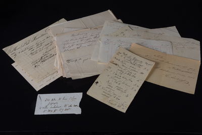 [Samling omfattande 32 handskrivna kvittenser…