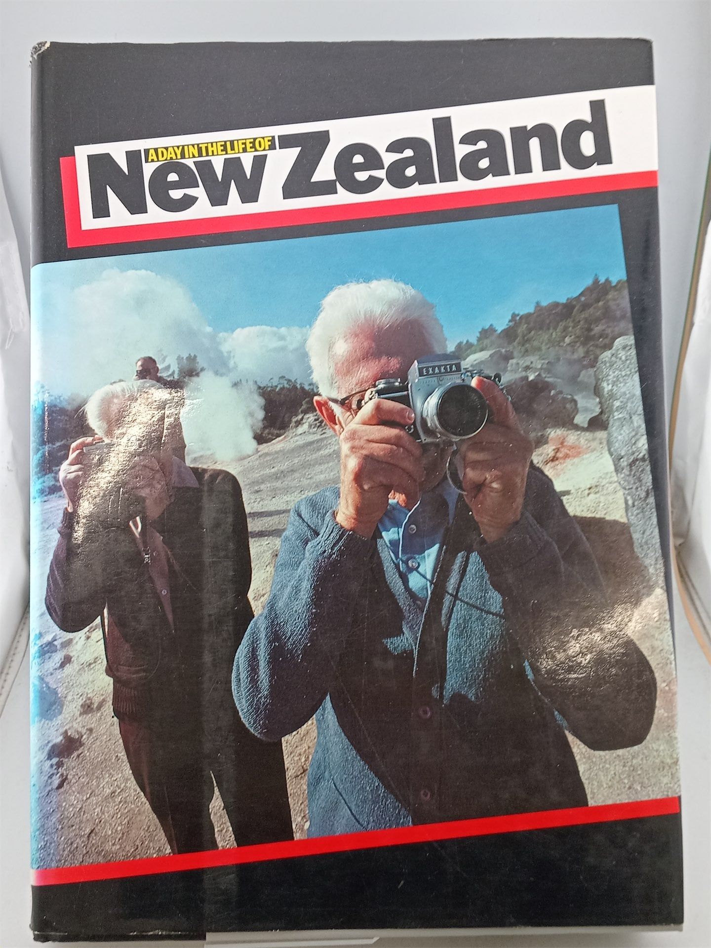 A day in the life of New Zealand : Friday, March 18th, 1983 by