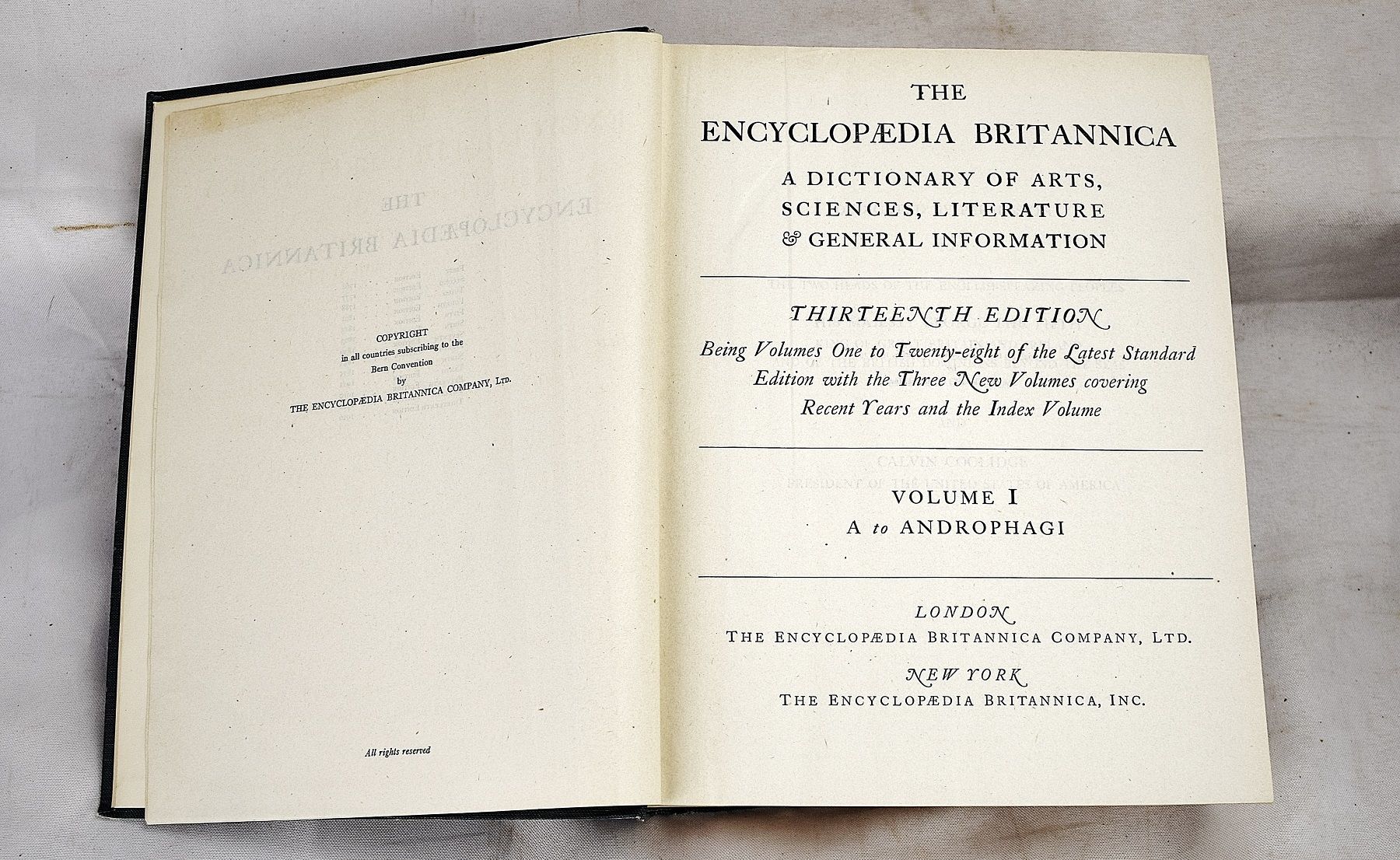 Encyclopaedia Britannica 全15巻 今月一杯で処分します ビニールワッペン 胸37 QC強調月間 126037 | 【ミドリ