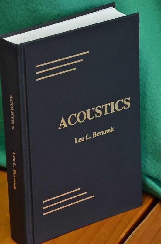洋書 Acoustics Leo L.Beranek Acoustics: Beranek, Leo L.: 9780883184943: Amazon.com: Books