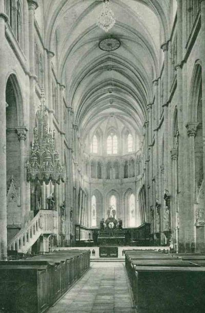 L'Eglise Abbatiale de Saint-Antoine en Dauphiné. Histoire et Archéologie