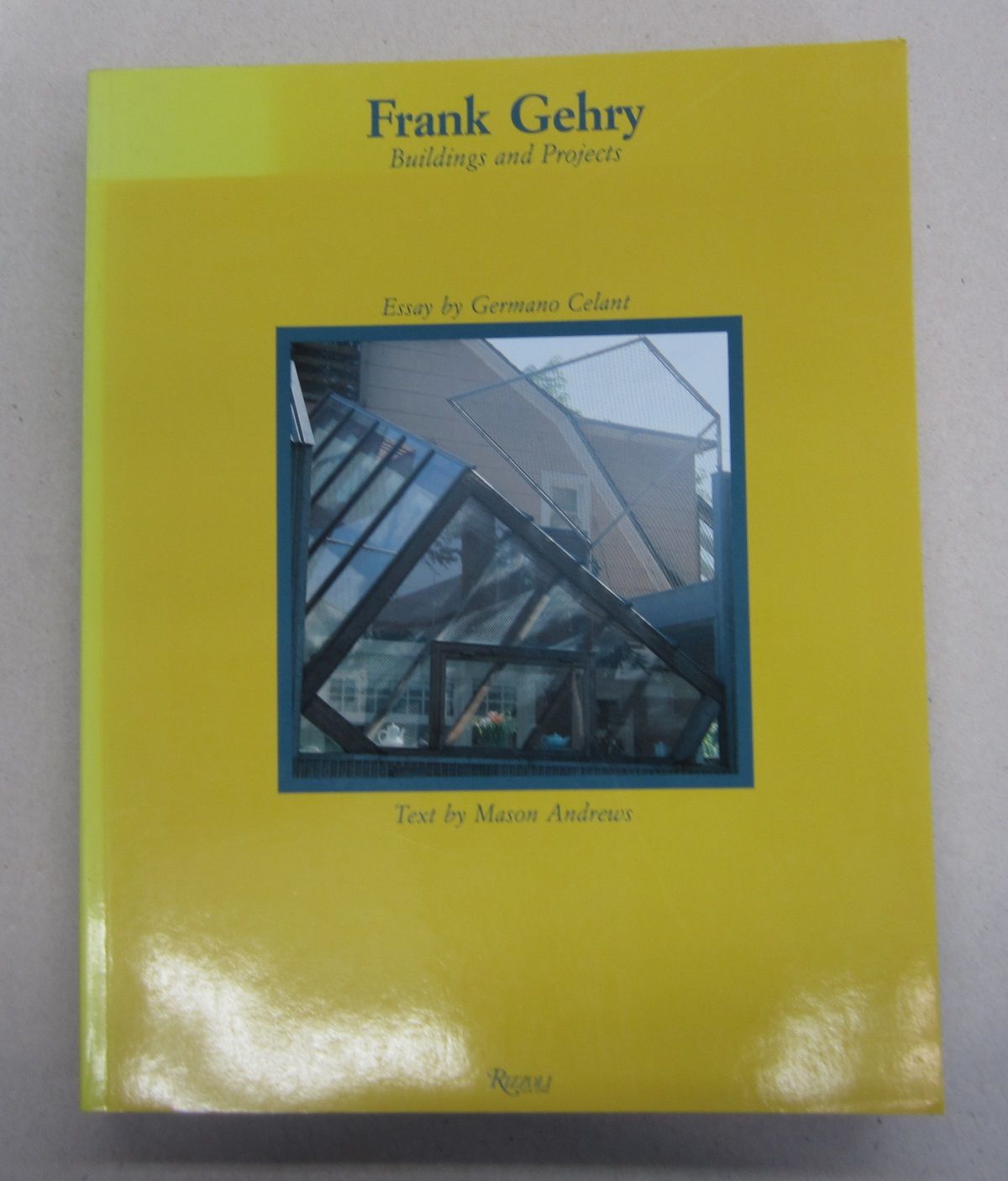 Frank Gehry : Buildings and Projects by Frank O. Gehry; Germano Celant ...