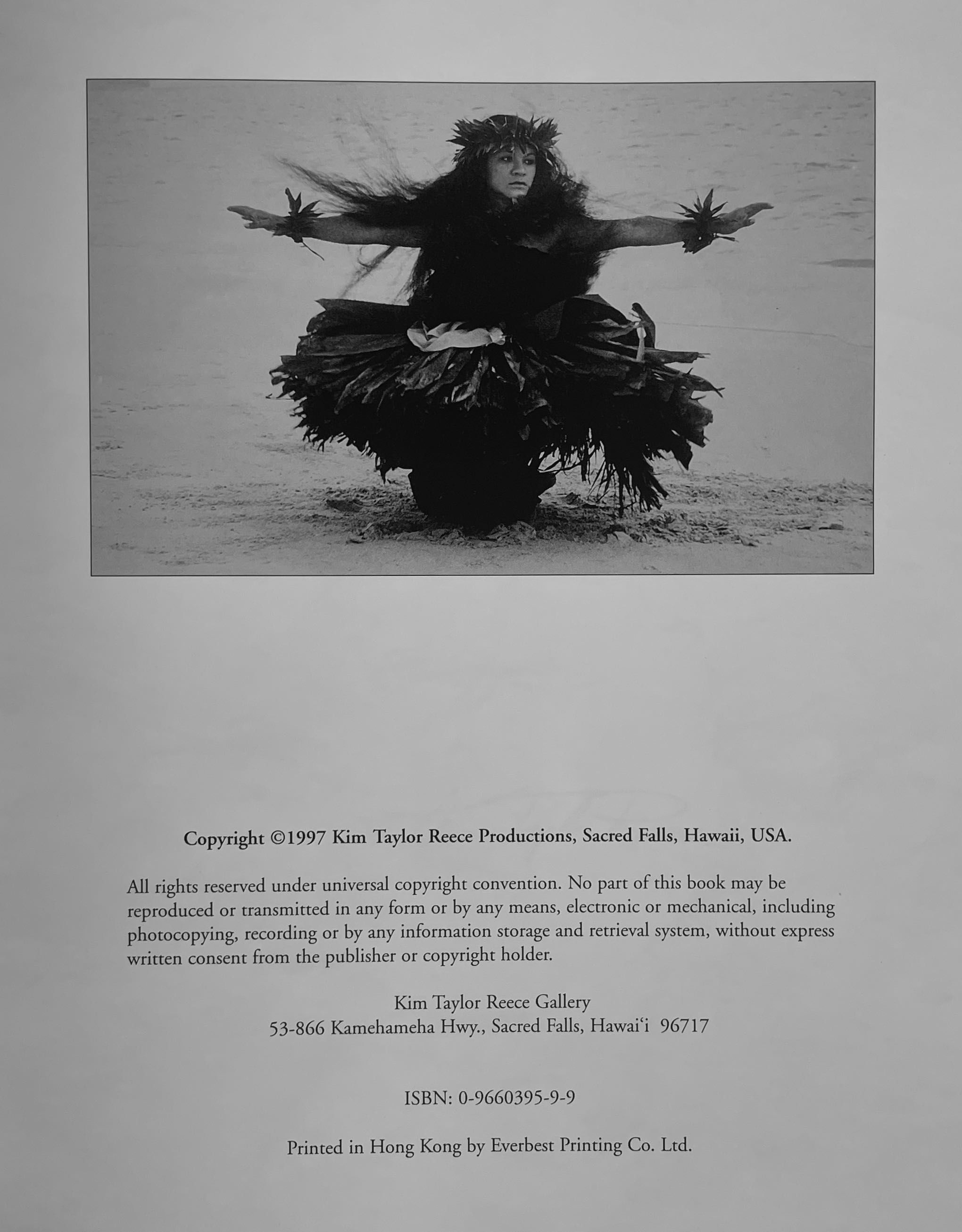 キムテイラーリース Amazon | Hula Kahiko: Images of Hawaii's Ancient Hula