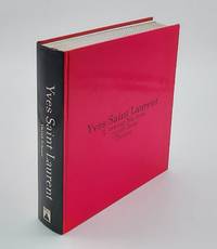 Yves Saint Laurent: 5, avenue Marceau, 75116 Paris, France