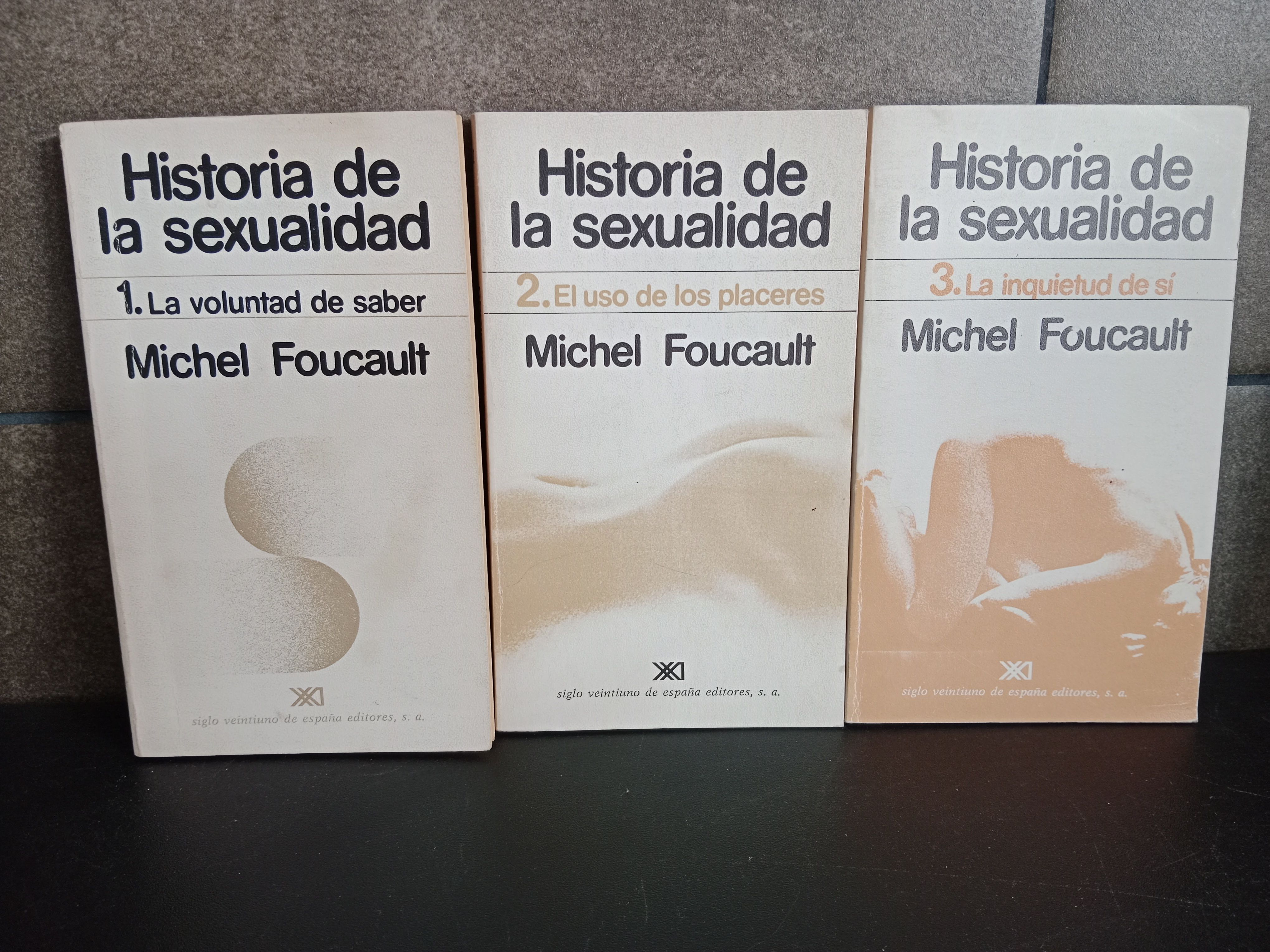 Historia de la sexualidad. 3 tomos. Michel Foucault. by Michel Foucault