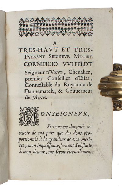 Traité succint de la trigonometrie géometrique aux triangles rectilignes sans les sinus. Par une manière générale, laquelle donne la vraye proportion, & grandeur des costés d'un triangle, soit en longitude, ou en puissance. (photo 3)