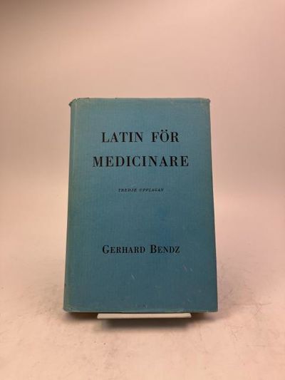 Latin för medicinare.