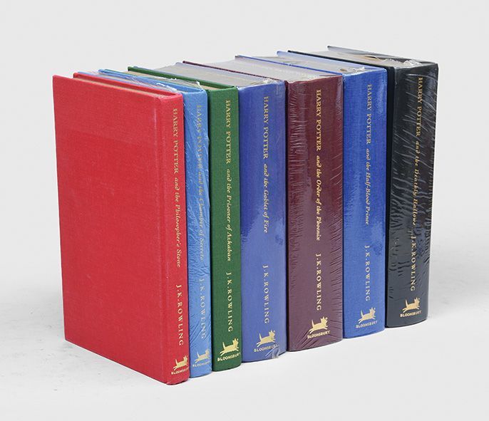 BIBLIO Complete set of the Harry Potter collector's deluxe editions