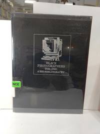 cover of Black Photographers 1840-1940: A Bio-bibliography (Garland Reference Library Of The Humanities)