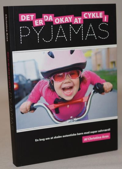Det er da okay at cykle i pyjamas.